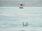 Robot bay được sử dụng để cứu nạn trên biển