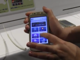 Fujitsu ra mắt smartphone F-12D dành cho người già