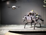 Alphabet tiếp tục phát triển 9 dự án robot từ Google 